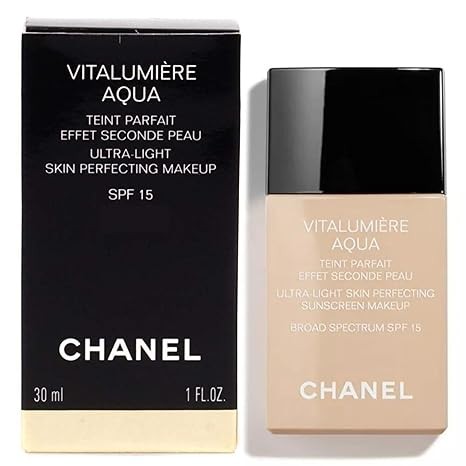 Chanel Vitalumiere Aqua Ultra Light Skin Perfecting Makeup SPF 15-30 ml, No.40 Beige